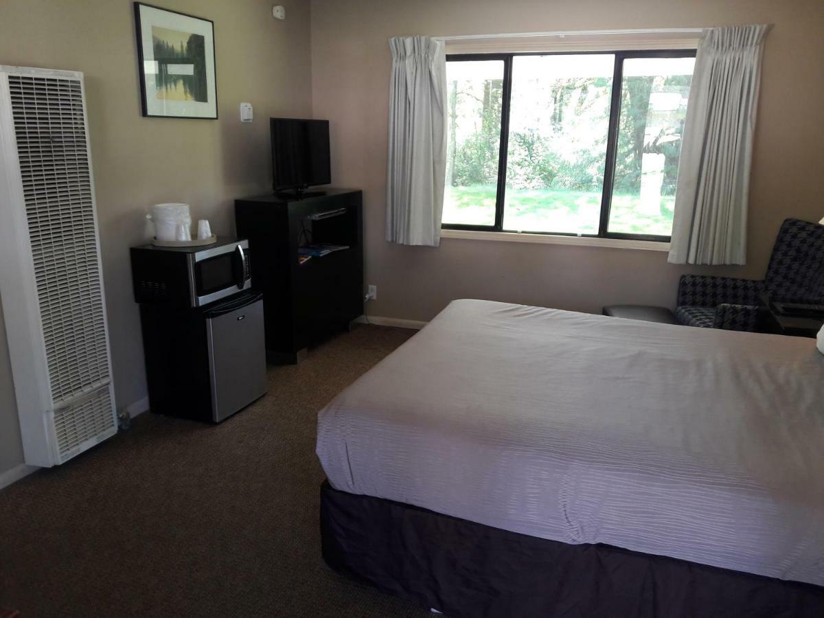 Monroe Motel Экстерьер фото
